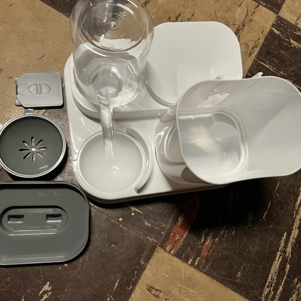 Automatic Pet Feeder with Water Dispenser